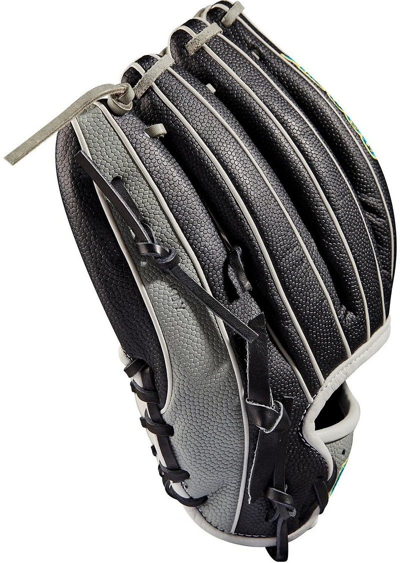 Wilson 11.5"  Adult A2000 SuperSkin ™ 1786 Baseball Glove 2022