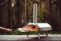 Ooni Karu Wood and Charcoal-Fired Portable Pizza Oven