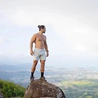 Chubbies Men's Everywear Stretch Shorts 6