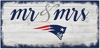 Fan Creations New England Patriots Script Mr and Mrs 6x12 Sign