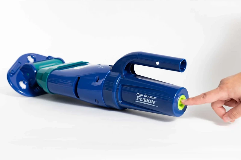 Blue Wave Pool Blaster Fusion PV-5 Hand-Held Lithium Cleaner