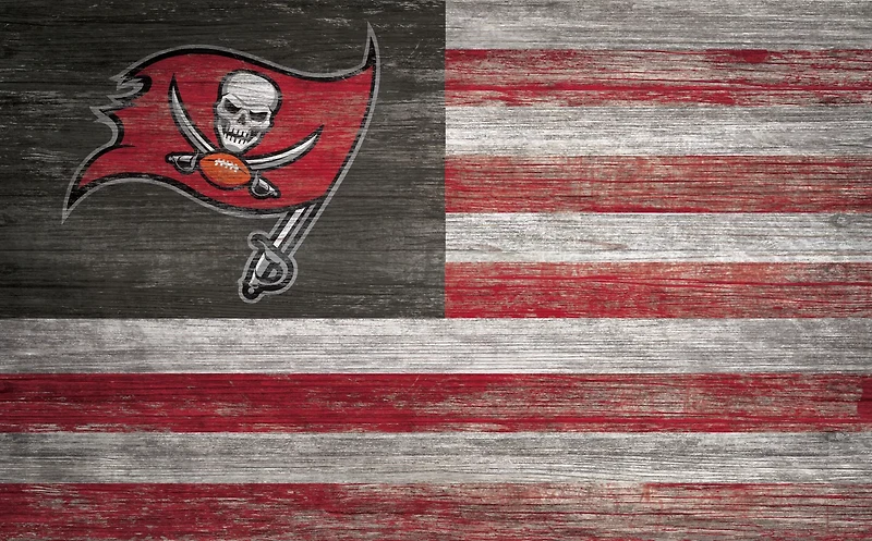Fan Creations Tampa Bay Buccaneers 11 in x 19 in Distressed Flag Sign
