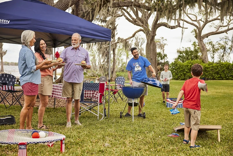 Weber 22 in Master-Touch Charcoal Grill