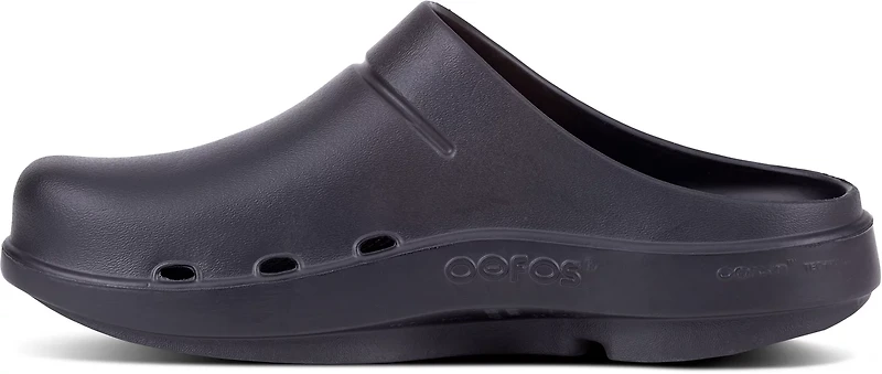 OOFOS Adults’ OOcloog Clogs