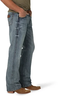 Wrangler Men's Retro Relaxed Bootcut Jeans