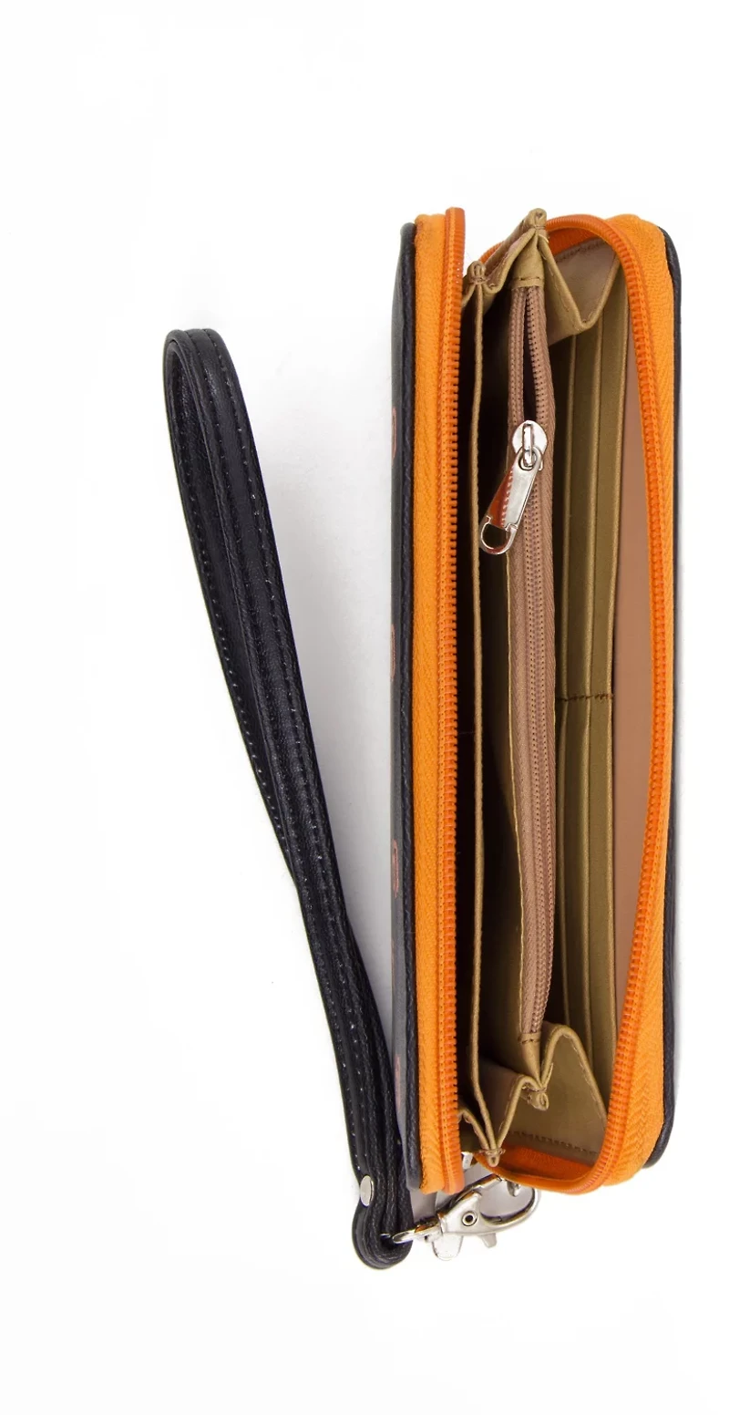 Eagles Wings Women's San Francisco Giants Wristlet