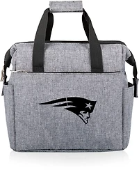 Picnic Time New England Patriots On The Go Lunch Cooler