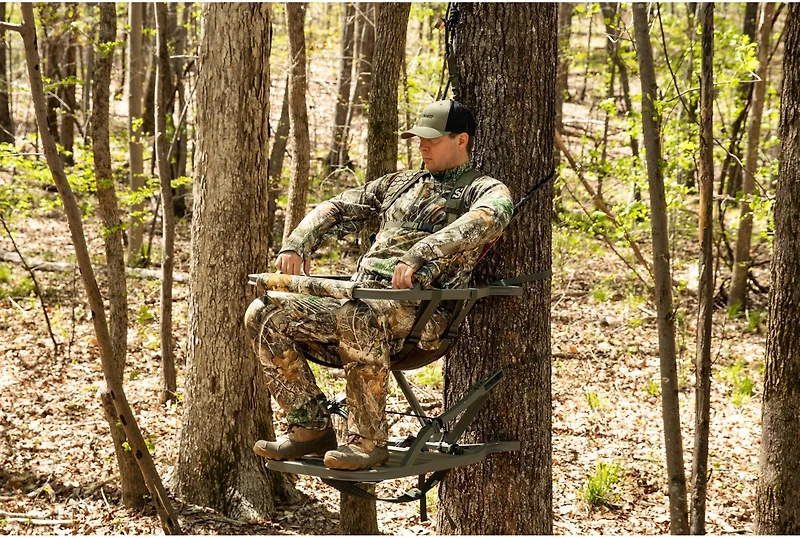 Summit Goliath SD Climber Realtree Edge Treestand