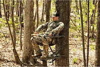 Summit Goliath SD Climber Realtree Edge Treestand