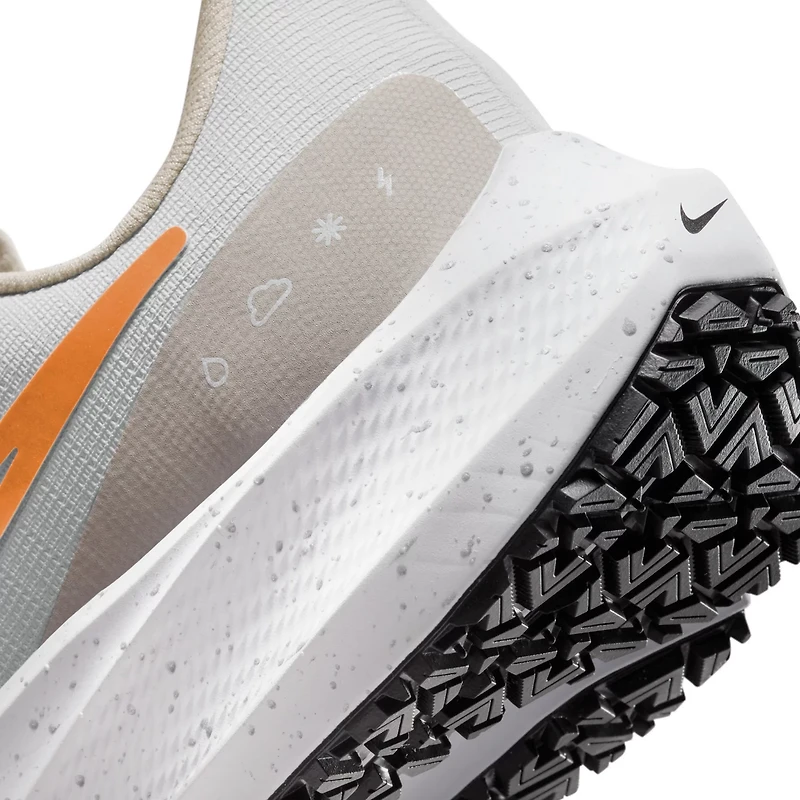 Nike Women's Air Zoom Pegasus Shield Winterized Running Shoes