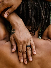 QALO Men's Pela Modern Ring