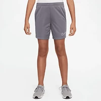Nike Boys' Dri-FIT Trophy Shorts 7