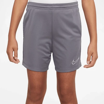 Nike Boys' Dri-FIT Trophy Shorts 7