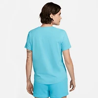 Nike Women's Sportswear Club T-shirt