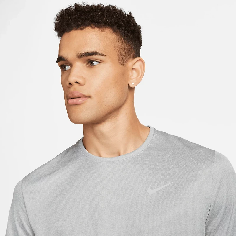 Nike Men's DF UV Miler T-shirt