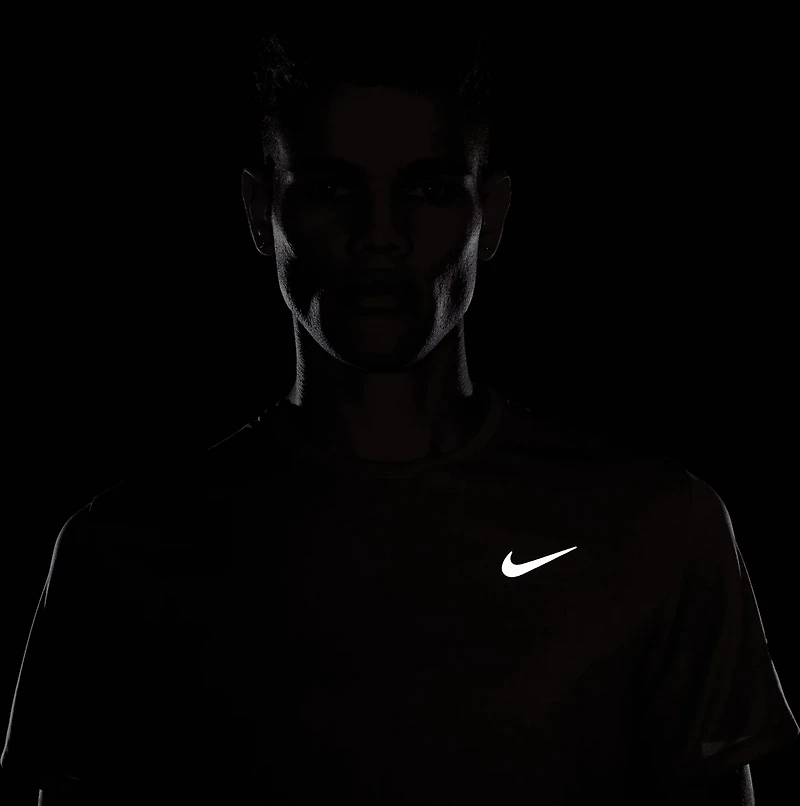 Nike Men's DF UV Miler T-shirt