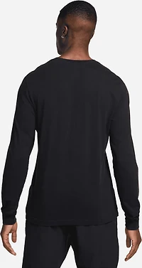 Nike Men's Sportswear Long Sleeve T-shirt