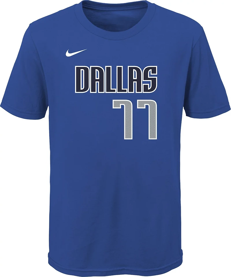 Nike Boys' Dallas Mavericks Doncic Name & Number Graphic T-shirt