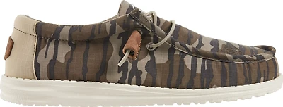 HEYDUDE Men’s Wally Mossy Oak Original Bottomland Shoes