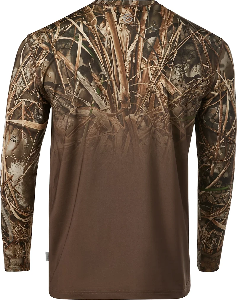 Magellan Outdoors Men's HuntGear RealTree Max7 Ombre Long Sleeve Crew T-shirt