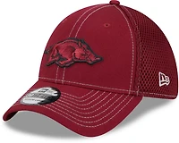 New Era Men's University of Arkansas Neo Contrast 39THIRTY Knit Cap