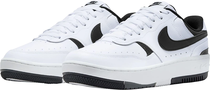 Nike Women's Gamma Force Shoes