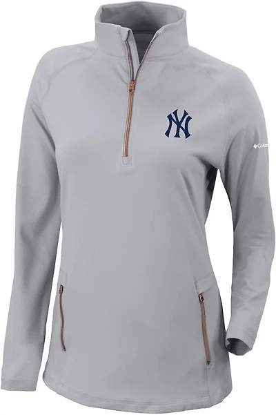 Columbia Sportswear Women's New York Yankees Omni-WICK Outward Nine 1/4-Zip Shirt