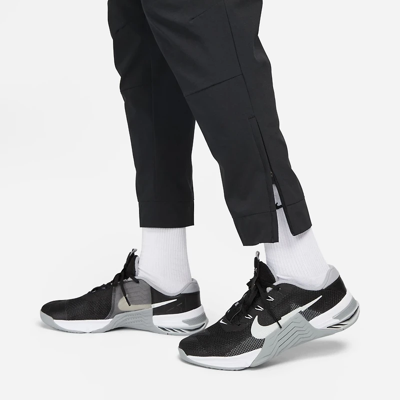 Nike Men's Dri-FIT Unlimited Tapered Training Pants