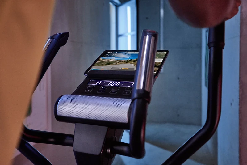 adidas X-21 Bluetooth Elliptical