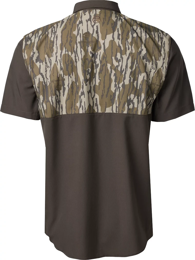 Magellan Outdoors Hunt Gear Men’s Field Deluxe Camo Shirt