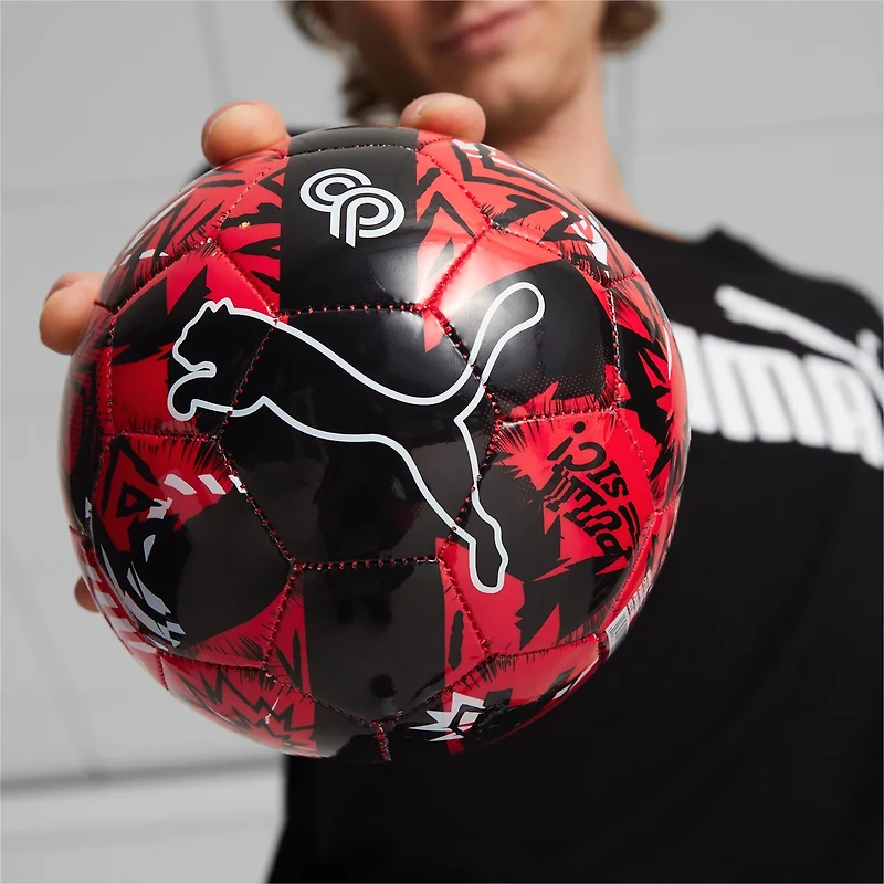 PUMA Orbita Christian Pulisic 10 Mini Soccer Ball