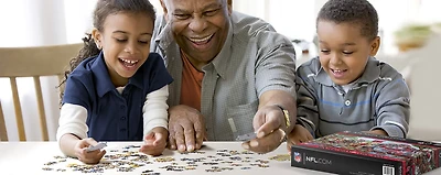 YouTheFan Atlanta Falcons Game Day At The Zoo 500-Piece Puzzle