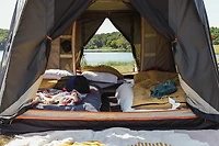 Bushnell 8 Person Pop-Up Hub Tent