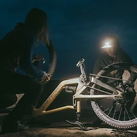 Ampex 300-Lumen Tallis Rechargeable Flashlight