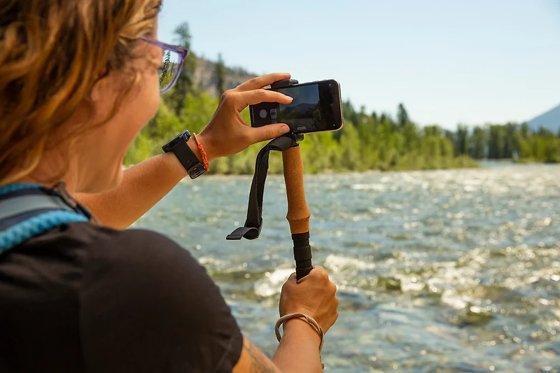 Cascade Mountain Tech Carbon Fiber Quick Lock Monopod