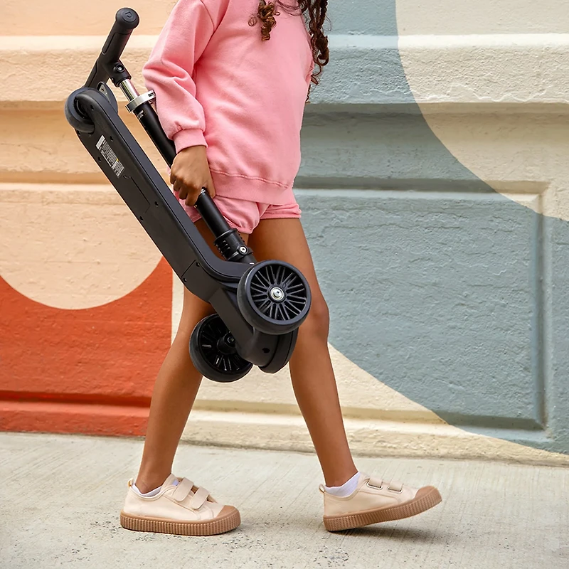 Jetson Amber 3 Wheel Light Up Deck Scooter