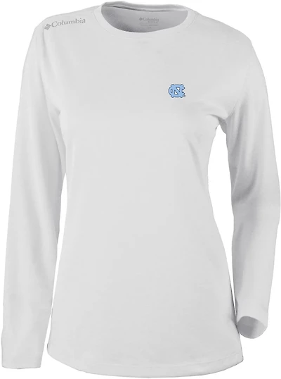 Columbia Sportswear Women's University of North Carolina Shotgun Long Sleeve Shirt