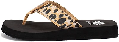 Yellow Box Women's Finwick Cheetah Flip Flops