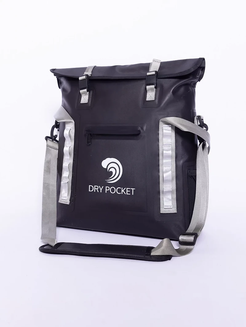 Dry Pocket Auto Sealing Double Lock Tote Cooler