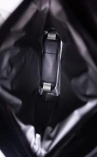 Dry Pocket Auto Sealing Double Lock Tote Cooler