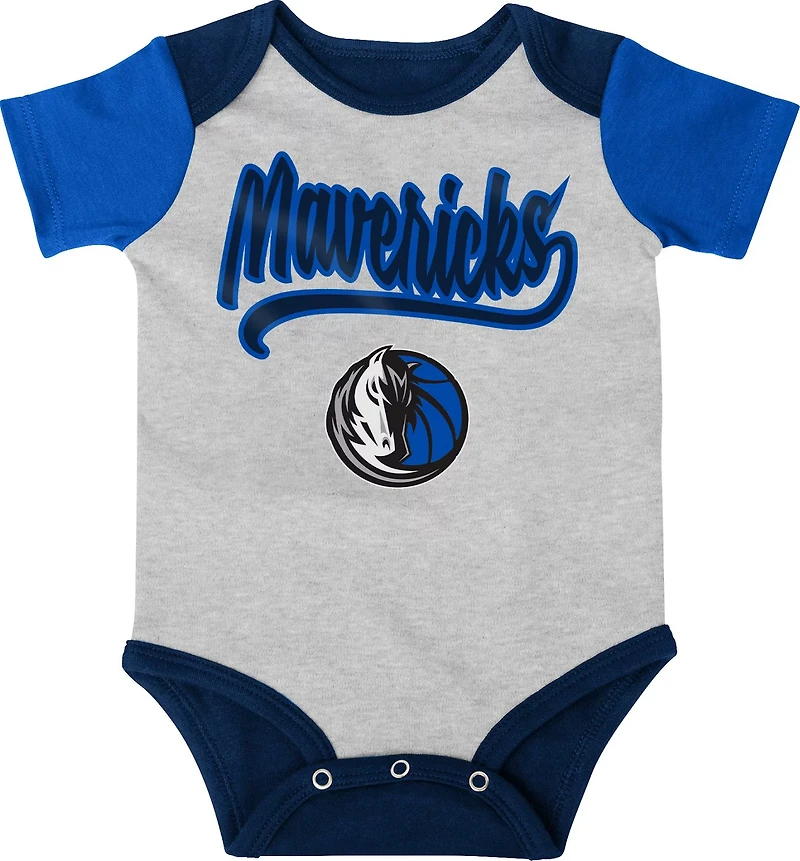 Outerstuff Infants' Dallas Mavericks Buzzer Beater Creeper, Hat and Bootie Set