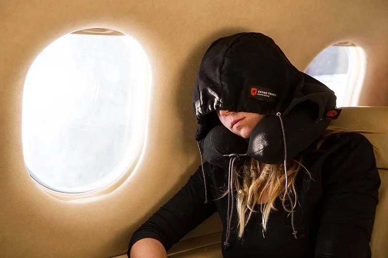 Grand Trunk Hooded Neck Travel Pillow