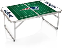 Picnic Time New England Patriots Mini Portable Folding Table