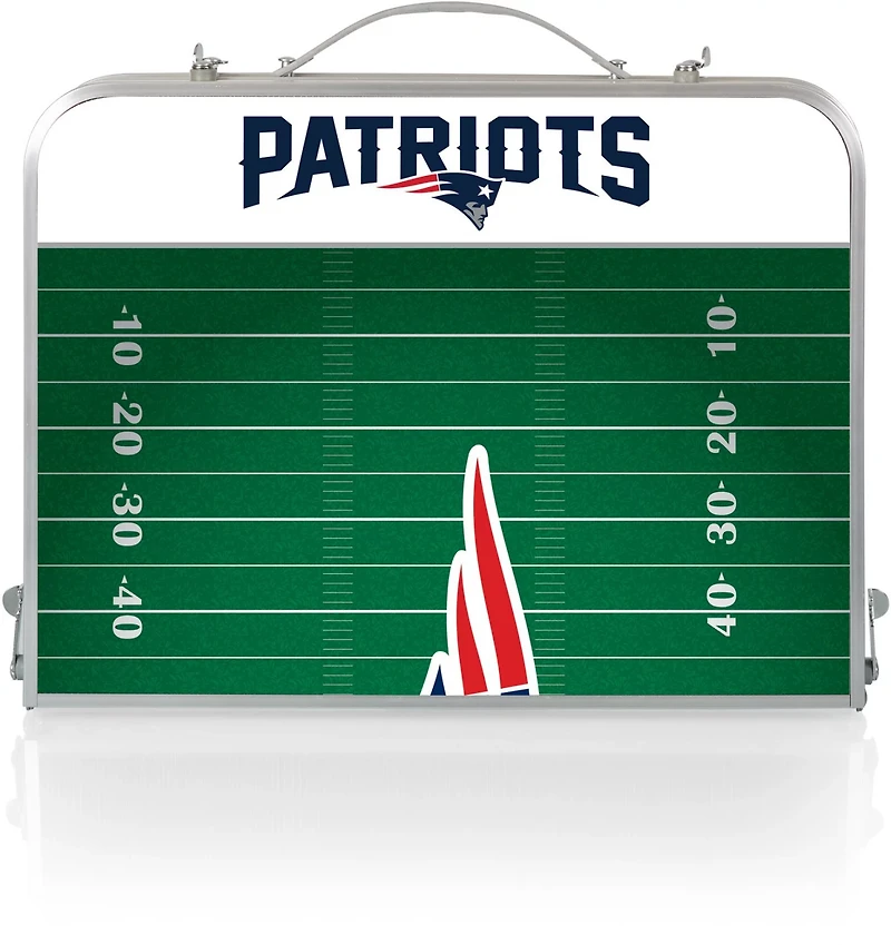Picnic Time New England Patriots Mini Portable Folding Table