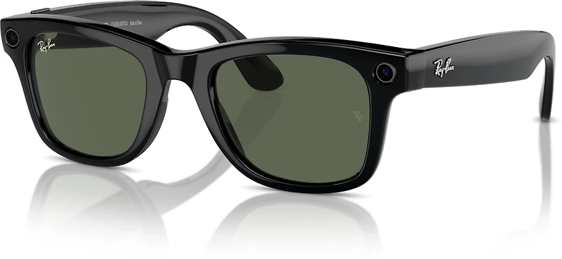 Ray-Ban Wayfarer Meta Medium Sunglasses