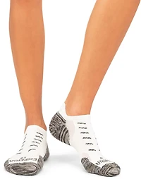 Thorlos Experia Light Cushion No Show Tab Socks