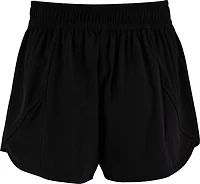 BCG Women's Piped Side Pocket Shorts 3.5