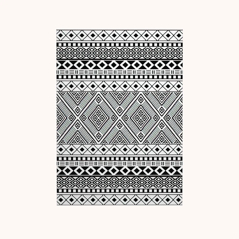 Mosaic 5 x 7 ft Woven Mat