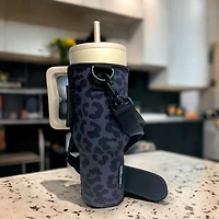 Lit Handlers Leopard 40 oz Handled Tumbler Carrying Sleeve