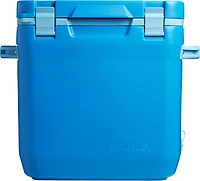 Stanley Adventure qt Easy-Carry Cooler